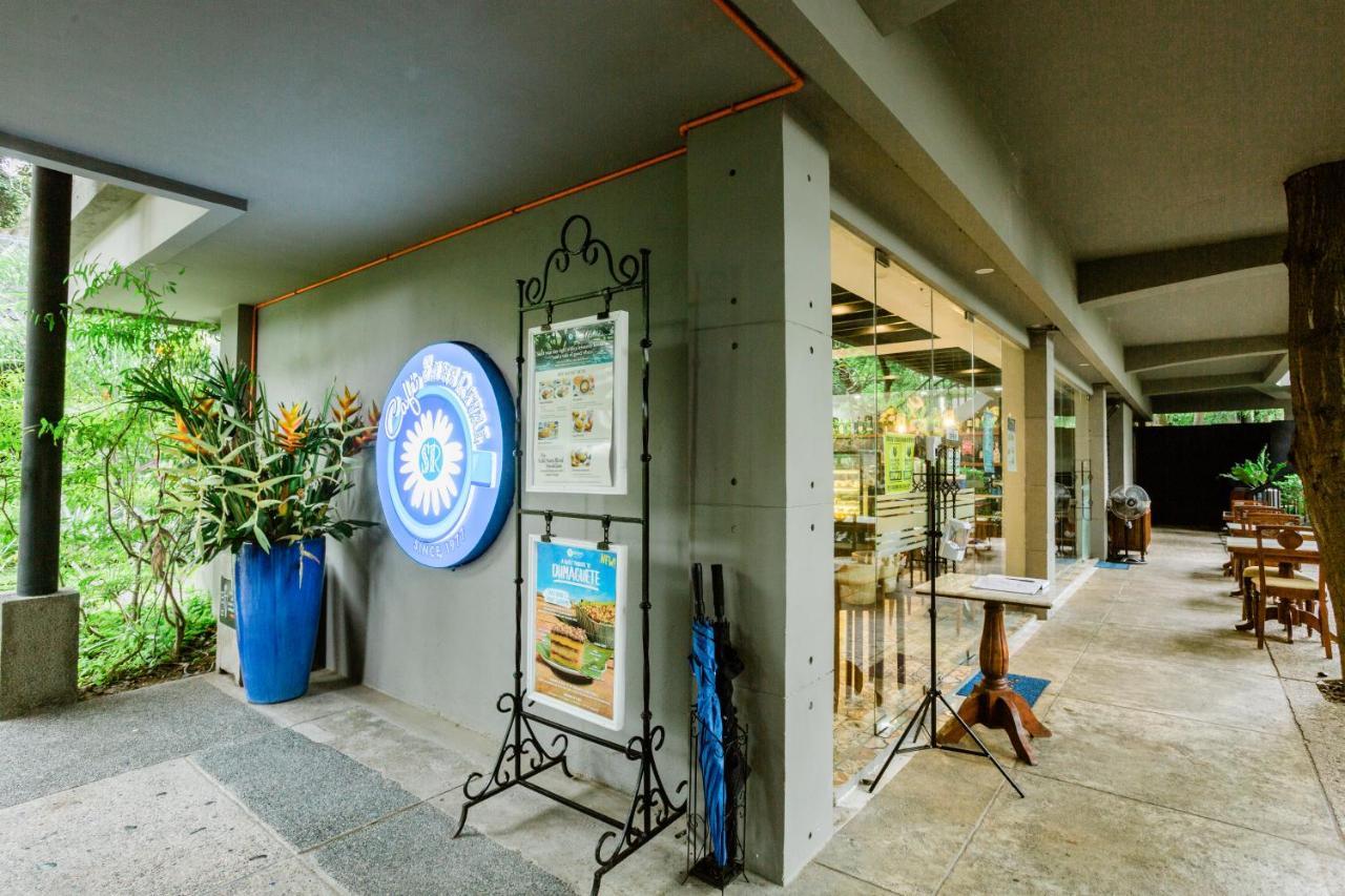 The Henry Resort Dumaguete Ντουμαγκέτ Εξωτερικό φωτογραφία